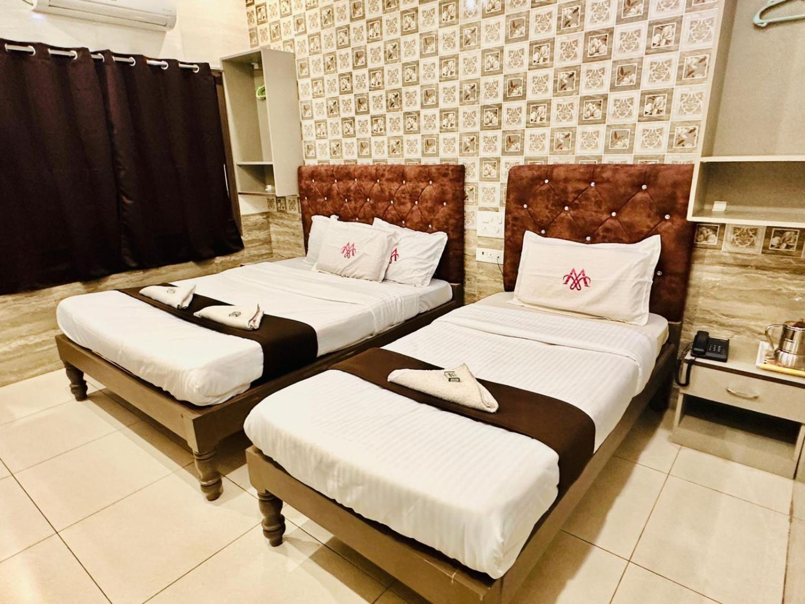 Marina Palace Chennai Eksteriør bilde